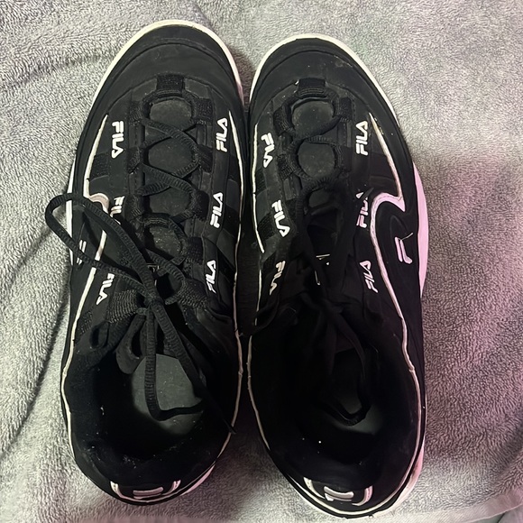 Fila Sneakers - Picture 5 of 5